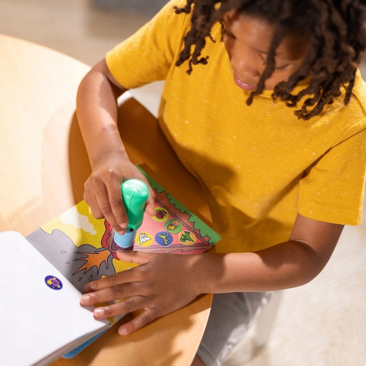 Naklejki dla dzieci Książeczka ze stempelkiem Dinozaury Sticker WOW Melissa