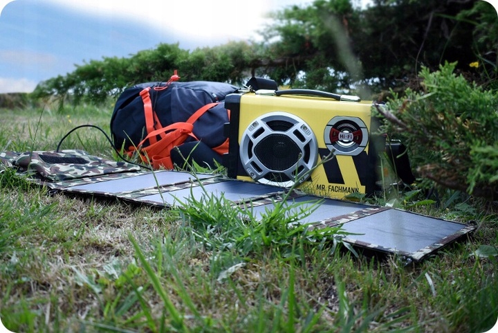 PRZENOŚNY PANEL SŁONECZNY 4 PANELE 2xUSB 20W MATA SOLARNA SKŁADNA W GÓRY