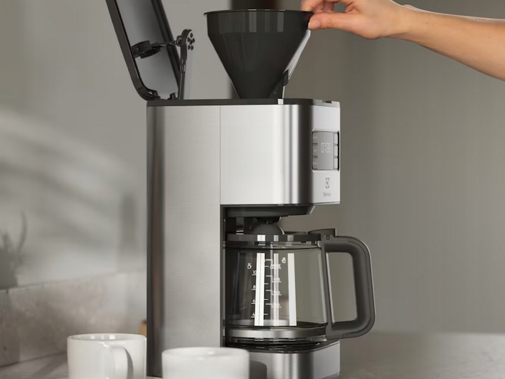 Ekspres do kawy Electrolux E5CM1-6ST