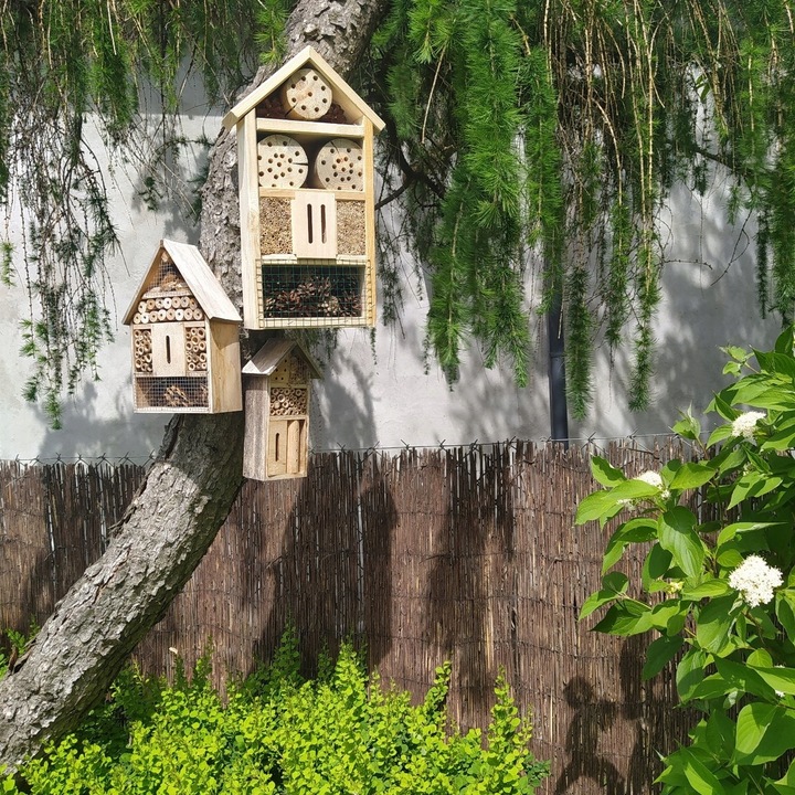 Hotele dla owadów Hotel dla owadów Domek dla owadów domki budka dla owadów