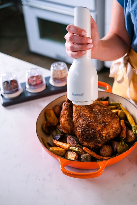 MŁYNEK ELEKTRYCZNY DO PIEPRZU I SOLI FINAMILL