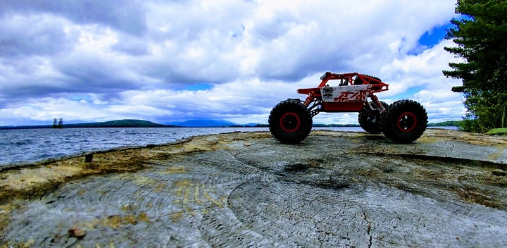 KRÓL PRZESZKÓD samochód sterowany AUTO RC MoNsTeR 4x4