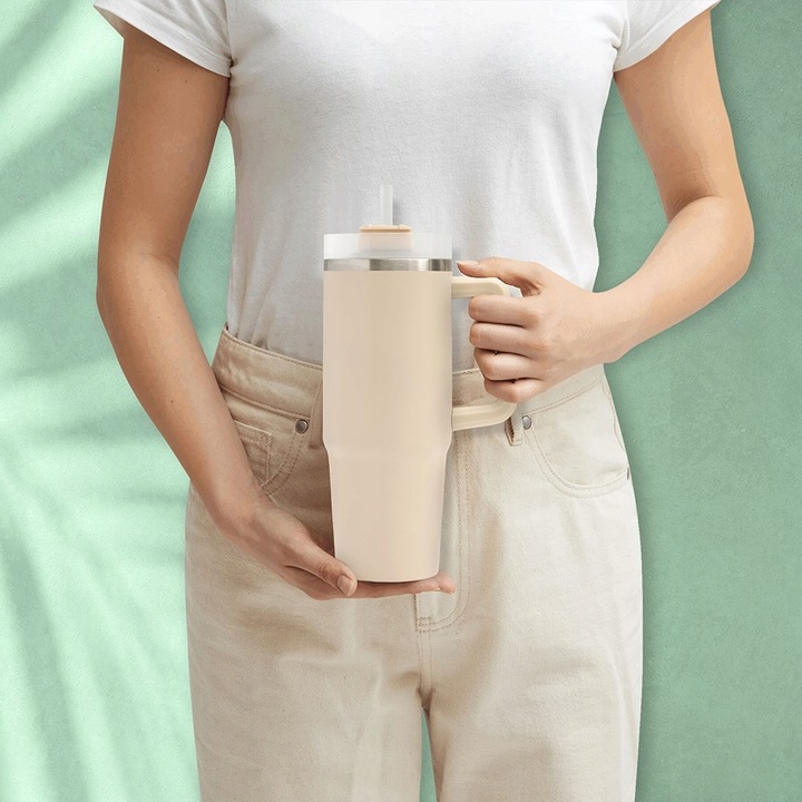 KUBEK TERMICZNY z Uchwytem i Słomką SZCZELNY 900 ml do AUTA STAL Nierdzewna