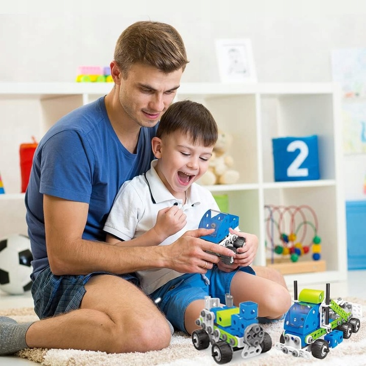 KLOCKI KONSTRUKCYJNE EDUKACYJNE CIĘŻARÓWKA SAMOLOT POJAZDY BUDOWLANE 18w1