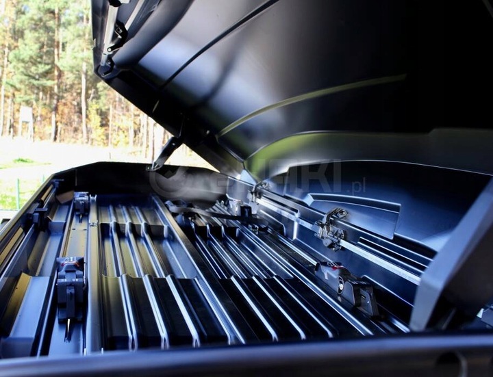 BAGAŻNIK DACHOWY BOX BOKS KUFER HAKR ETERNAL 600 Litrów CZARNY POŁYSK