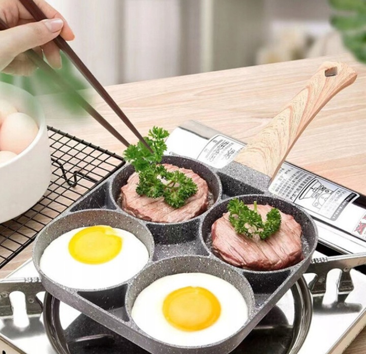 Patelnia do jajek i placków Rossner 4 OTWORY 18 cm granitowa