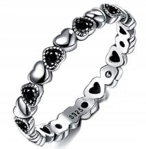 pierścionek obrączka czarne serduszka cyrkonie srebro rozm. 17