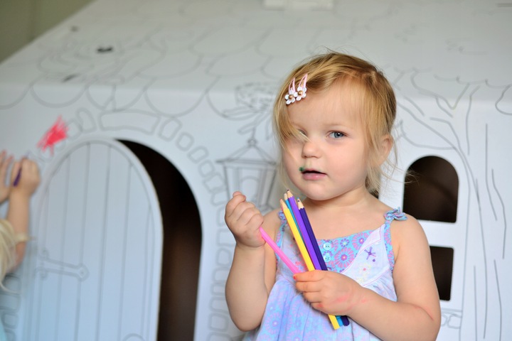 DOMEK Z TEKTURY tekturowy do malowania kartonowy