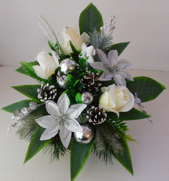 Stroik świąteczny na grób, Boże Narodzenie róża poinsecja biel- srebro