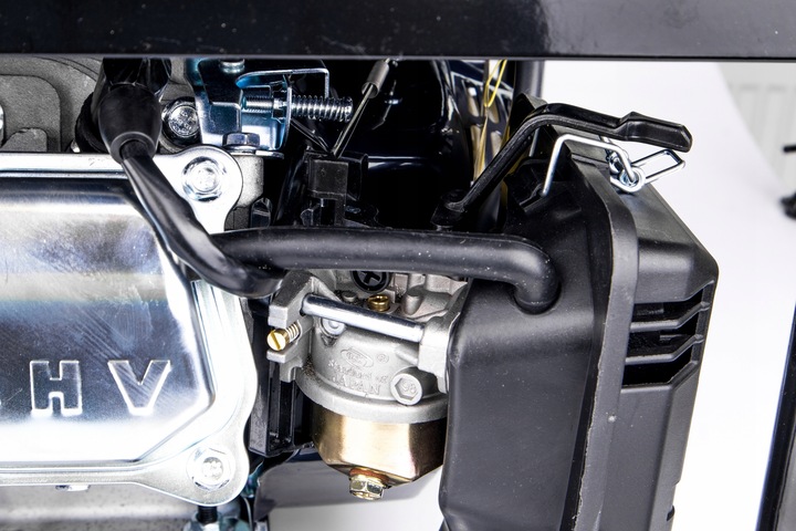 AGREGAT PRĄDOTWÓRCZY GENERATOR PRĄDU 6,5KM 2500W AVR