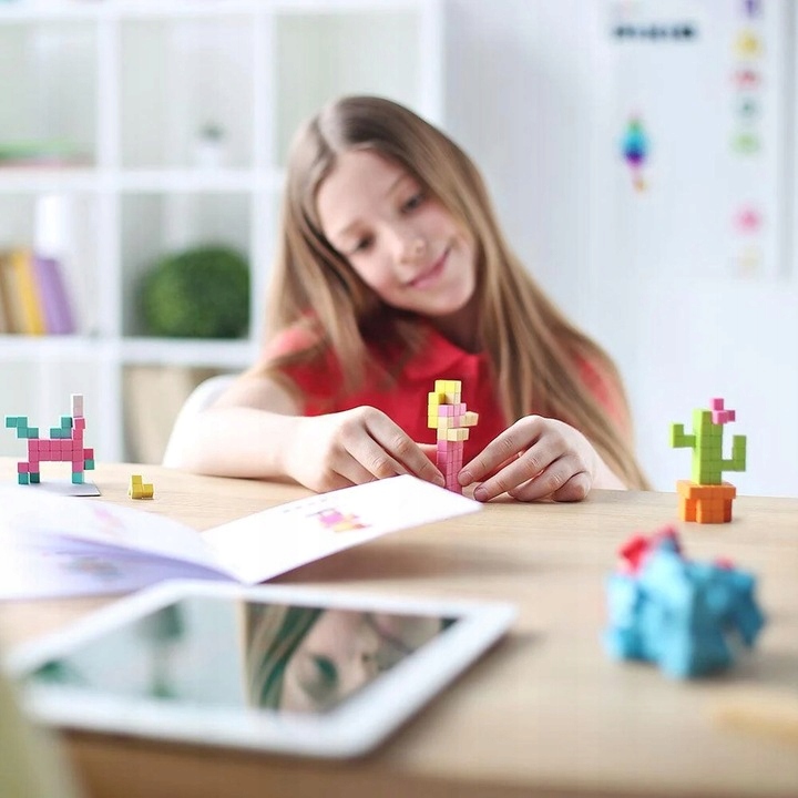 Klocki magnetyczne kreatywne Niespodzianka PIXIO Mini figures 27-44 klocków