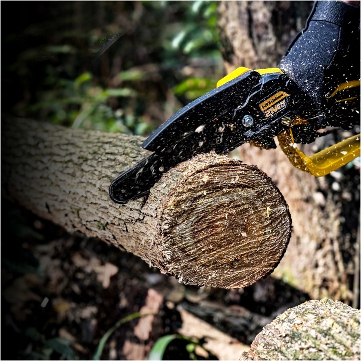 PIŁA ŁAŃCUCHOWA AKUMULATOROWA 6" DO GAŁĘZI DREWNA GAŁĘZIÓWKA 2x AKUMULATOR