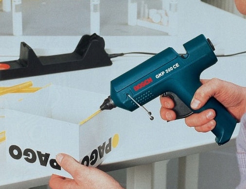 PISTOLET DO KLEJU GKP 200 CE BOSCH + KLEJ WALIZKA