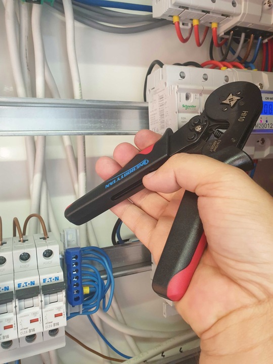 ENERGOTYTAN ZACISKARKA DO TULEJEK 0,25-10 / HI10