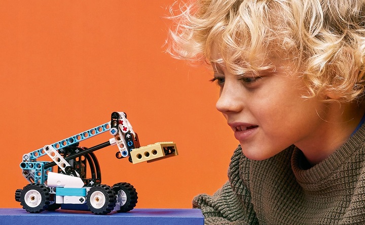 LEGO TECHNIC 42133 ŁADOWARKA TELESKOPOWA zestaw klocków dla dzieci +7 lat