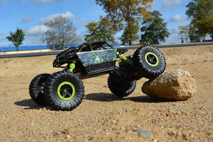 KRÓL PRZESZKÓD samochód sterowany AUTO RC MoNsTeR 4x4