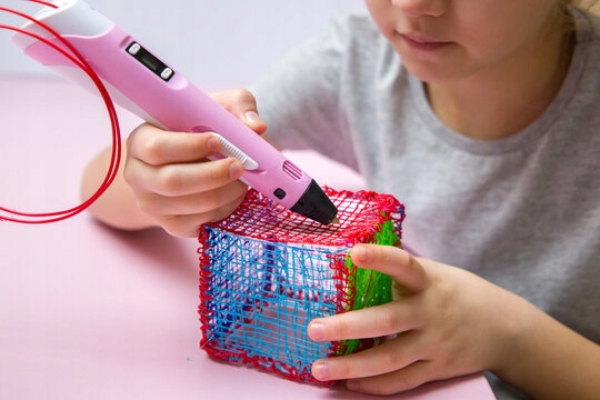 ZESTAW DŁUGOPIS 3D DLA DZIECI DRUKARKA + 110 METRÓW WKŁADU FILAMENTU GRATIS