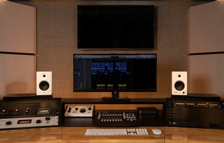 EDIFIER PROFESJONALNE GŁOŚNIKI MR4 ZESTAW AUDIO 2.0 42W ELEGANCKIE AUX