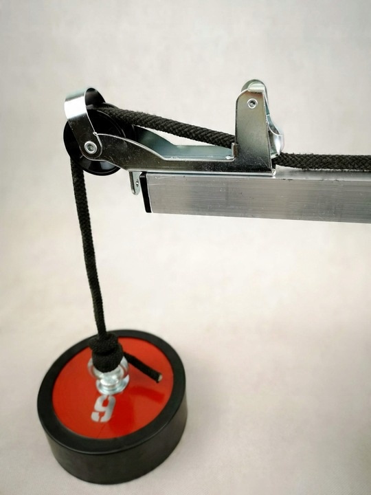 Prowadnica kotwicy z blokadą do pontonu lub łodzi