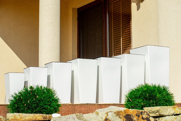 ZESTAW 3X DONICZKI DONICE BIAŁE MATOWE OGRODOWE KWIETNIK STOJĄCY Z WKŁADAMI