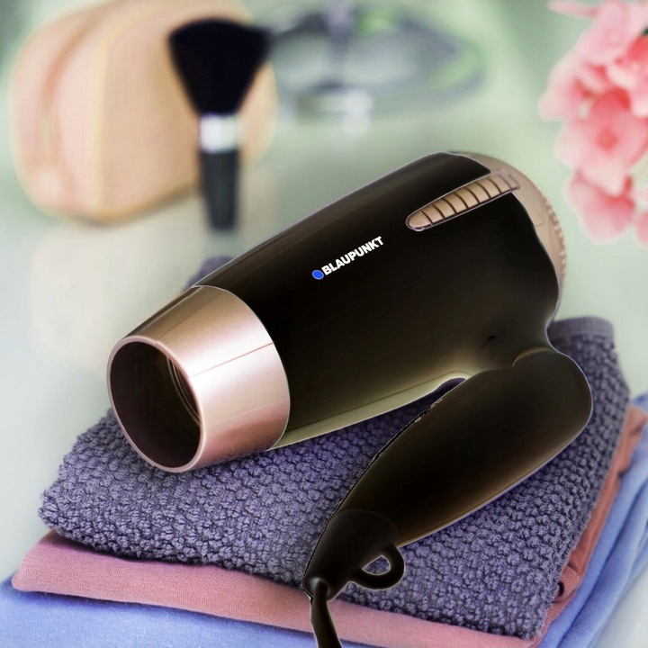 Suszarka BLAUPUNKT HDD 301BK Czarna SKŁADANA Rączka Turystyczna