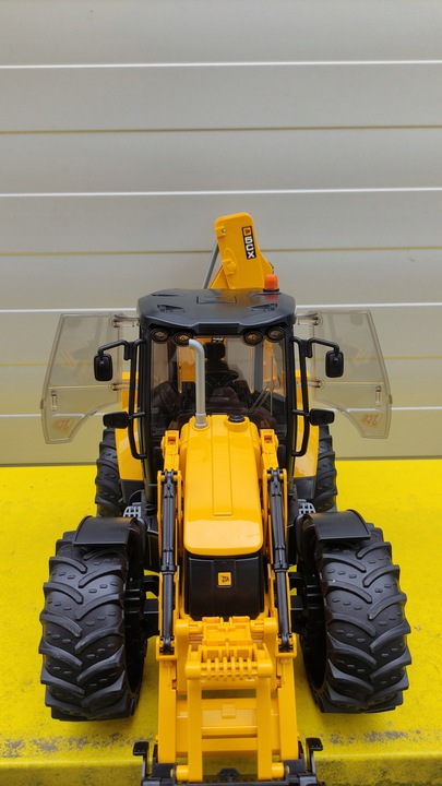 Duży model Koparko - Ładowarka JCB 5CX eco - Ruchome Części - Bruder 02454