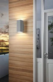 Kinkiet ogrodowy Eglo odcienie szarości i srebra LED 3,7 W