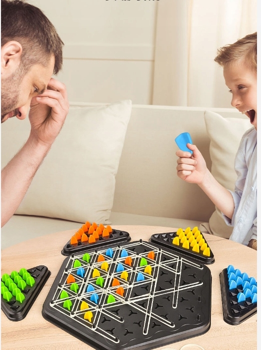 TRIANGLE CHESS BOARD GAME, INTERACTIVE PEGBOARD GAME, DESKTOP BOARD GAMES