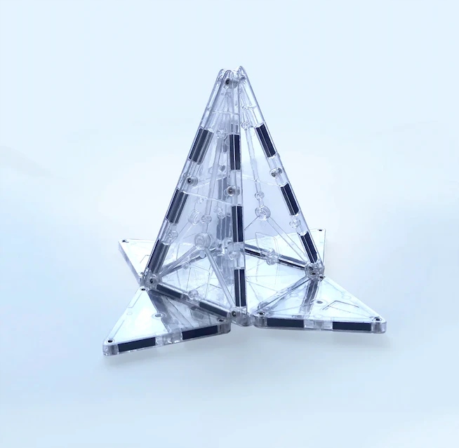 Ice - Przezroczyste Klocki Magnetyczne 16 elementów - Magna-Tiles