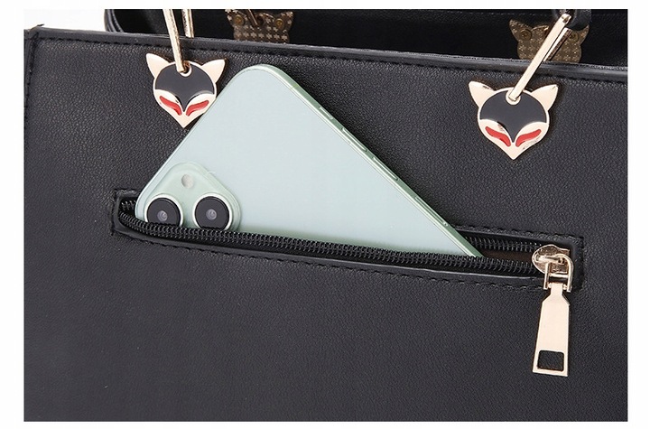 TOREBKA DAMSKA KUFEREK CZARNY BEŻ DO RĘKI NA RAMIĘ LISTONOSZKA WĄŻ