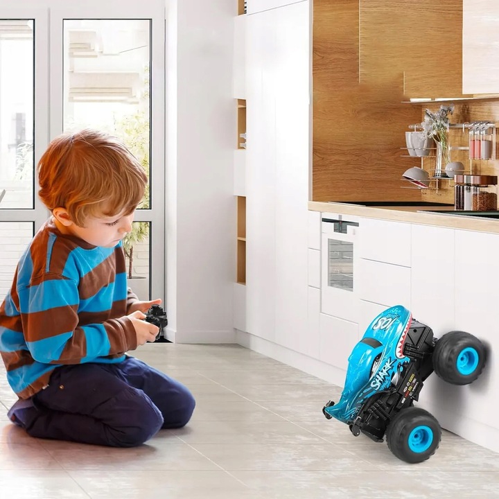 ZDALNIE STEROWANE AUTO REKIN MONSTER TRUCK RC Z MUZYKĄ LED 2.4GHZ OBRÓT 360