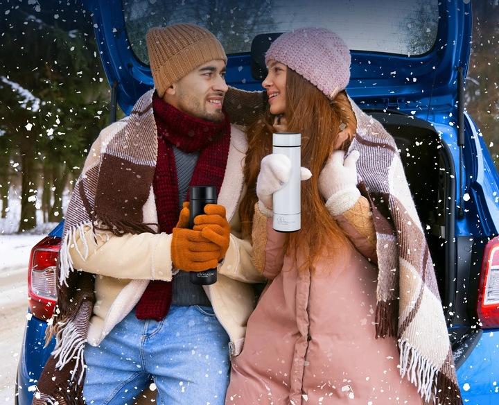 BEZPRZEWODOWY PRZENOŚNY KUBEK TERMICZNY BIDON Z WYŚWIETLACZEM LED SMART