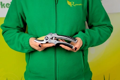 Sekator kowadełkowy do gałęzi tytanowe ostrze stal tytan Greenmill UP0062T