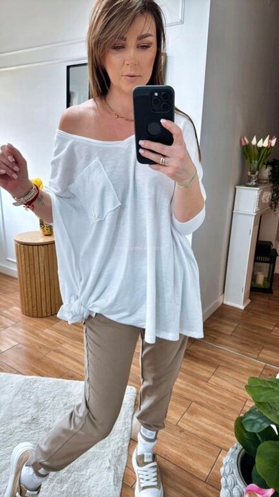 BY O LA LA! BLUZKA BASIC WĘZEŁ BIAŁA UNI