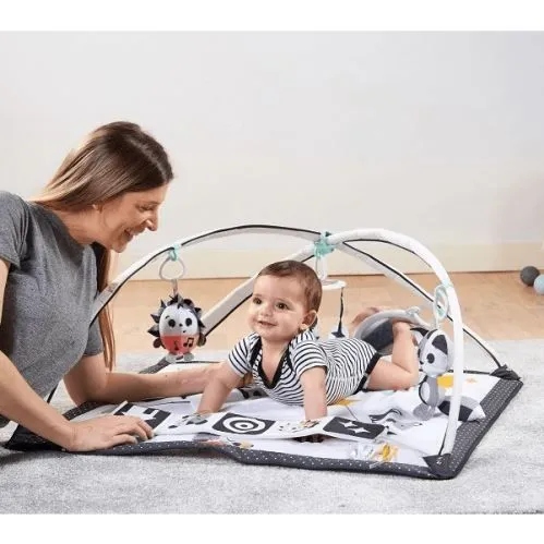 Mata edukacyjna z muzyką pałąk Magiczna Kraina czarno biała dla niemowląt