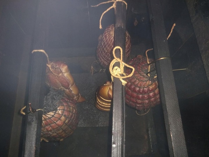 Drewno KOMINKOWE BUK idealne do wędzenia / grilla Okorowane ręcznie! 20 kg