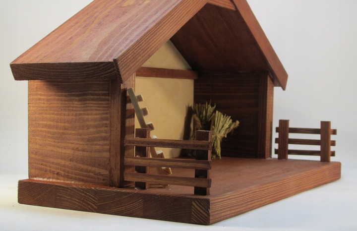 Szopka bożonarodzeniowa sosnowa +oświetlenie led brązowa