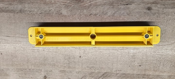 PRZYRZĄD MAGNES DO USTAWIANIA ODLEGŁOŚCI MIĘDZY PROFILAMI CD60 0676