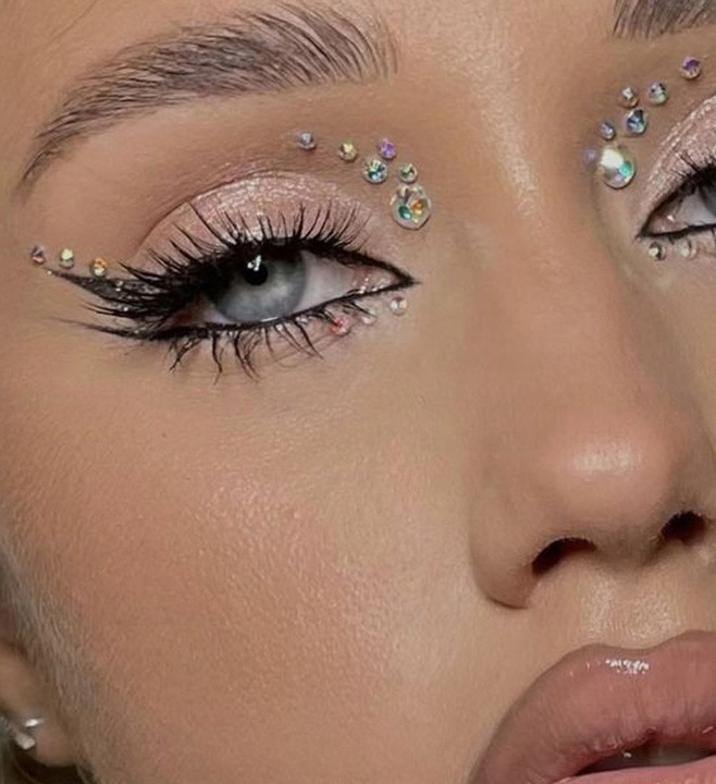 KRYSZTAŁKI SAMOPRZYLEPNE DIAMENCIKI NA TWARZ OCZY