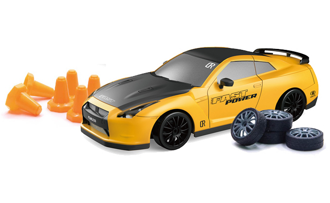 SAMOCHÓD DO DRIFTU NA PILOTA AUTO RC ZDALNIE STEROWANE 4x4 AKUMULATOR X 2