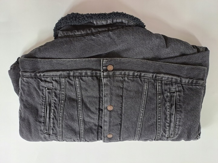 Damska kurtka Levi's dżinsowa z podszewką ze sztucznego futra | R. XS