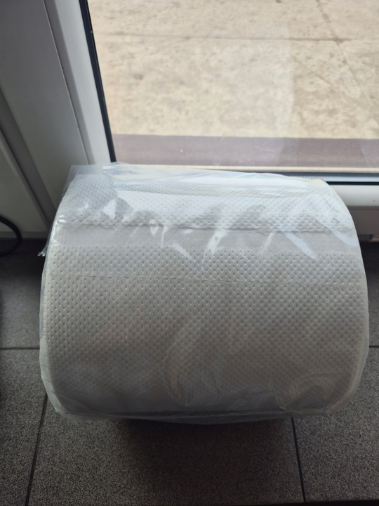 CZYŚCIWO RĘCZNIK 200M , 2 warstwy , 100% celuloza II Kat