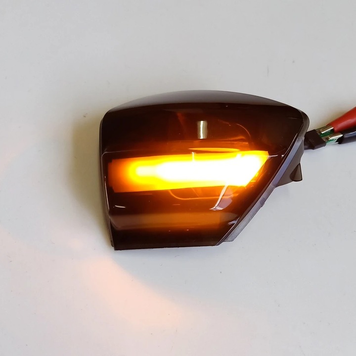 Kierunkowskazy LED Ford S-Max C-Max Kuga dynamiczne dymione lusterko