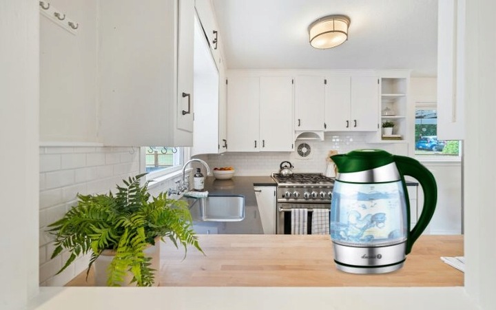 Czajnik elektryczny 2200W z regulacją temperatury 1,8l