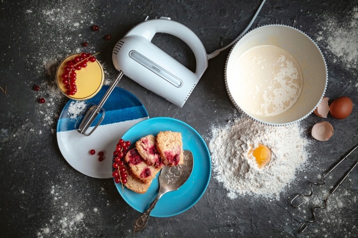 Mikser z misą Camry CR 4213 600W Turbo 5 prędkości