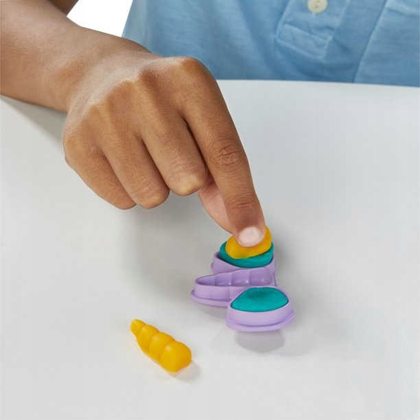 CIASTOLINA PLAY DOH MAGICZNA LODZIARNIA UNICORN JEDNOROŻEC
