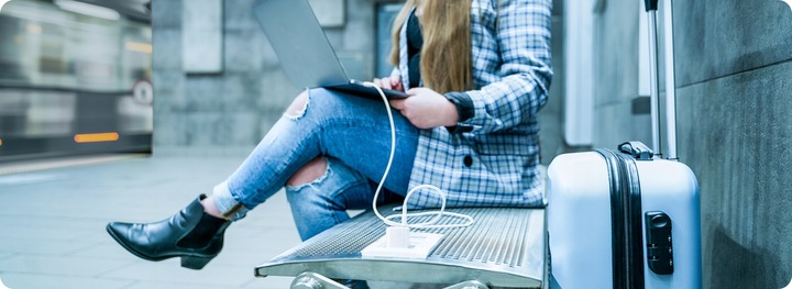 Biała Szybka Ładowarka GC Power GaN 33W 1x USB-C Power Delivery do telefonu