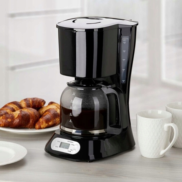 EKSPRES DO KAWY PRZELEWOWY KOMPAKTOWY QUIGG CZARNY 1,5L 900W + TIMER