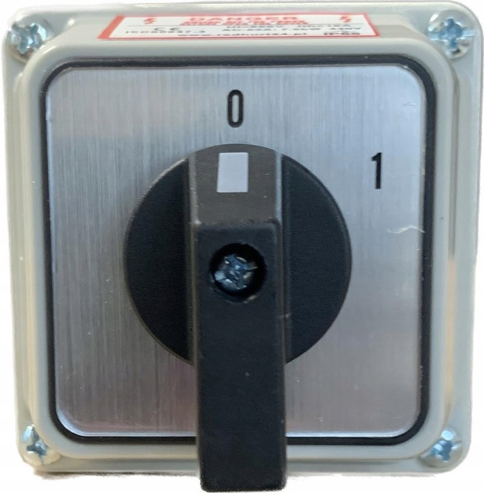 ŁĄCZNIK KRZYWKOWY 16A 0-1 3F W OBUDOWIE IP65