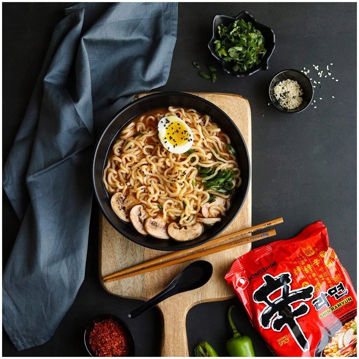 Zupa instant bardzo ostra Shin Ramyun 120 g